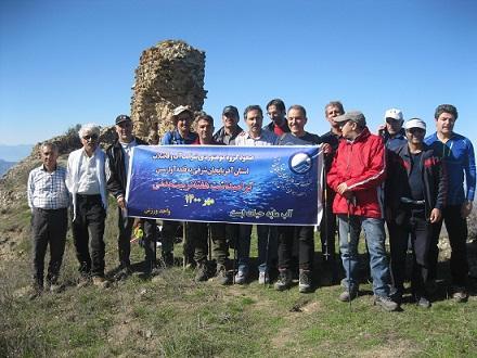 صعود گروه کوهنوردی شرکت آب وفاضلاب آذربایجانشرقی به قلعه آوارسین