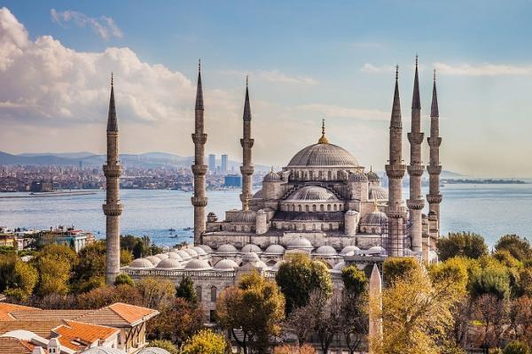 چگونه با کمترین هزینه به استانبول سفر کنیم؟