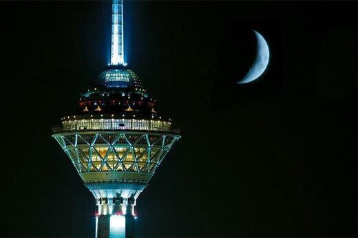 تصاویر ، هواپیمای فوق سبک دیروز بر فراز برج میلاد چه می کرد؟ تصاویر ، هواپیمای فوق سبک دیروز بر فراز برج میلاد چه می کرد؟ ، زن سوار بر این هواپیما چه می کرد؟